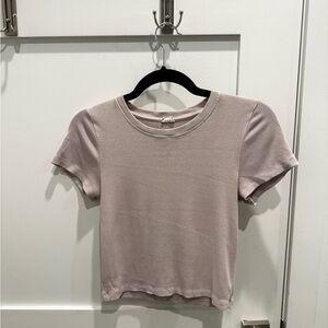 Aritzia Short Sleeve Top
